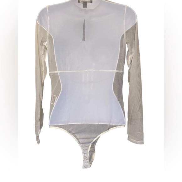NEW INC International Concepts Long Sleeve Lace Mesh Thong Washed White Bodysuit - Picture 7 of 11